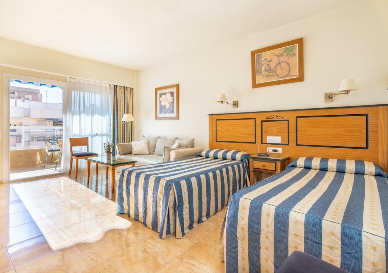 Studio Pyr Fuengirola Frente Al Mar المظهر الخارجي الصورة